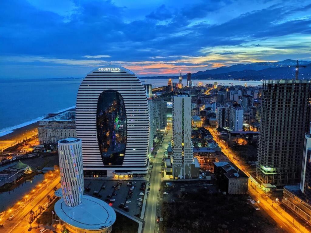 Orbi Hotel Batumi Esterno foto