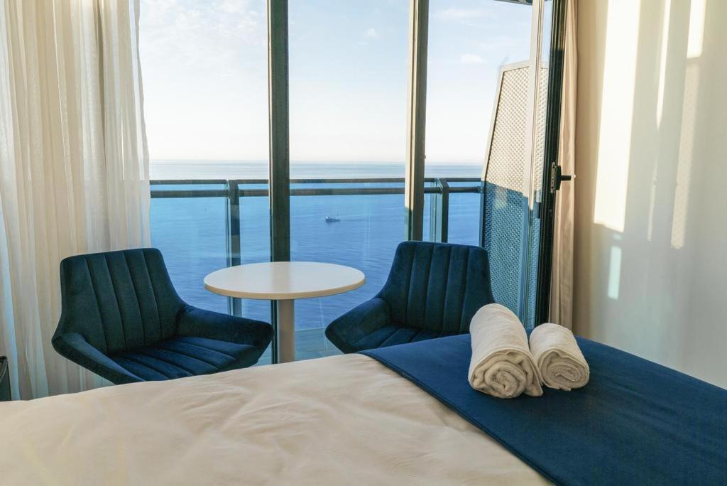 Orbi Hotel Batumi Esterno foto